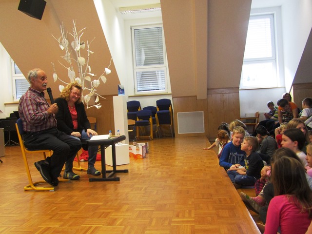 Juan Kruz Igerabide Sarasola in Barbara Pregelj navdušila